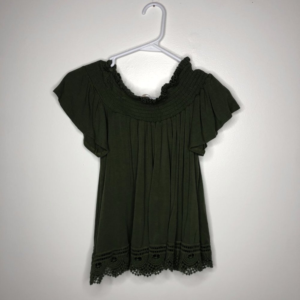 Altar’d State Womens Green Short Sleeve Crochet Trim Stretchy Peasant Top Size S - Picture 2 of 4